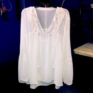 Nwt woman’s plus  3X sheer long sleeve whiteblouse